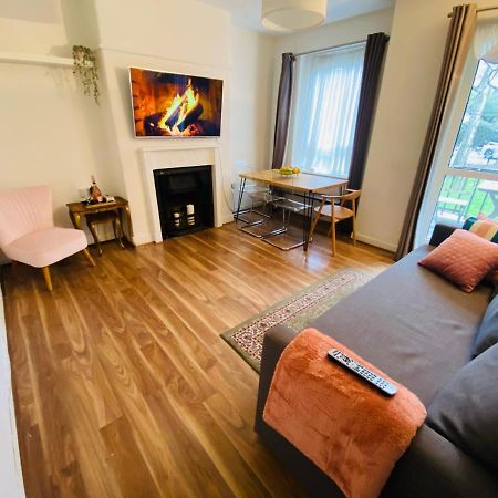 3 Bed Apartment In Camden 런던 외부 사진