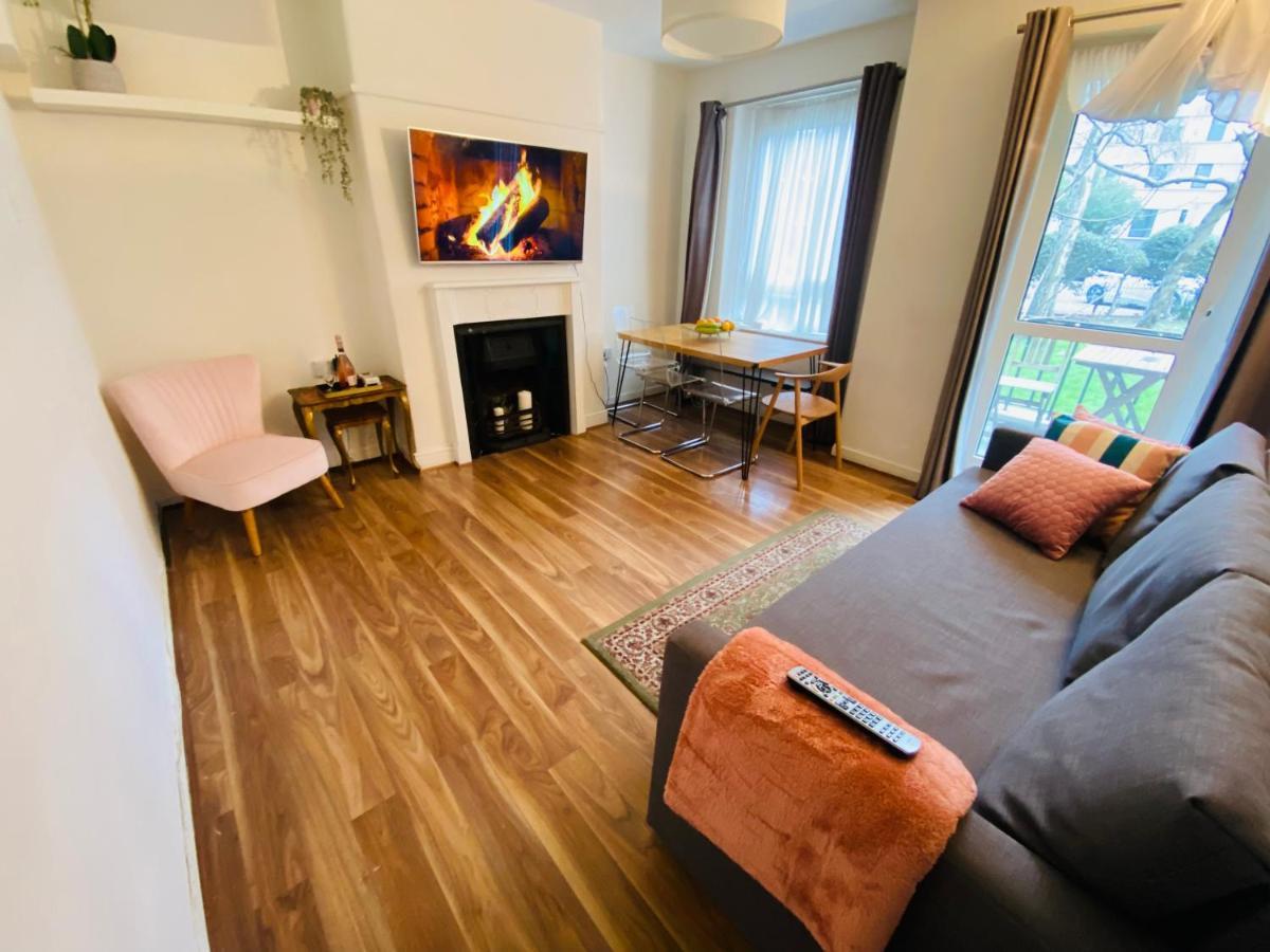 3 Bed Apartment In Camden 런던 외부 사진